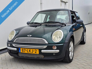 Mini Cooper One 1.6 Salt bj 2003 Airco Diverse Opties !