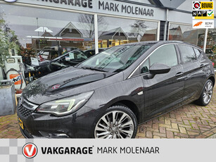 Opel Astra 1.4 Innovation,zeer compleet uitgeruste auto