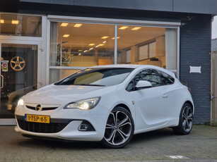 Opel Astra GTC 1.6 Turbo Sport OPC / NAP / 20-INCH / 200PK / VOLL!!