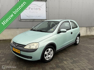 Opel Corsa 1.2-16V Elegance 2002 / Airco / Bluetooth / Navigatie scherm / LM Velgen / NAP