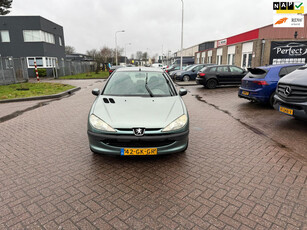 Peugeot 206 1.4 XT