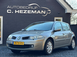 Renault Mégane 1.6-16V Tech Line Panoramadak Cruise Control Climate Control Sportvelgen