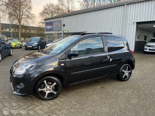 Renault Twingo 1.2-16V NIGHT & DAY 6/12 M GARANTIE