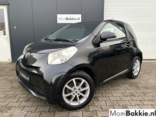 Toyota iQ 1.0 VVTi Black Edit. Airco / 15