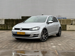 Volkswagen Golf 1.2 TSI INRUILKOOPJE! (STOELVERWARMING, LED/XENON, PARKEERSENSOREN, CRUISE CONTROL, ETC.)