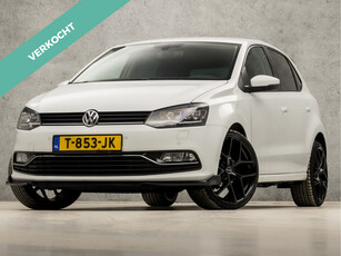 Volkswagen Polo 1.2 TSI Sportline Automaat (APPLE CARPLAY, NAVIGATIE, CLIMATE, STOELVERWARMING, LED KOPLAMPEN, GETINT GLAS, SPORTSTOELEN, CRUISE, PARKEERSENSOREN, NIEUWE APK, NIEUWSTAAT)