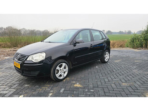 Volkswagen Polo 1.4-16V Comfortline