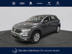 Volkswagen T-Roc 1.0 TSI | Navigatie | Trekhaak | Climatronic | verwarmde voorstoelen