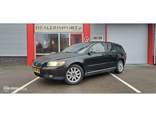 Volvo V50 1.8 Momentum, ECC / Cruise contr. / LMV / APK 03-10-2025