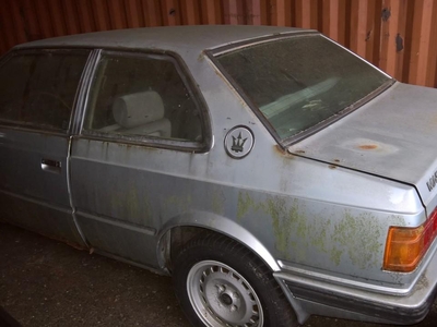 Maserati BITURBO coupe .