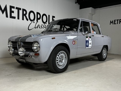 Alfa Romeo Giulia 1300 Super M0826 (bj 1970)