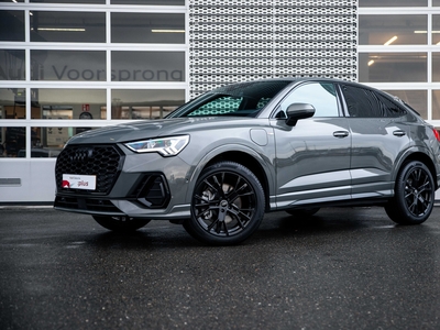 AUDI Q3 Sportback 45 TFSI e S Edition | Assistentiepakket | Keyless | Zwart optiek | 19