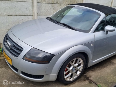 AUDI TT Roadster 1.8 5V Turbo