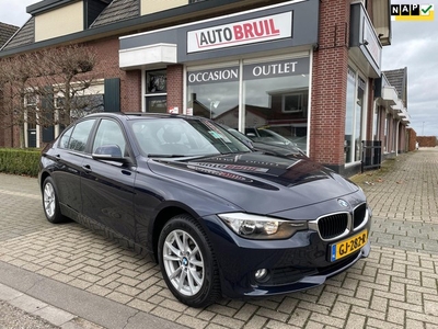 BMW 3-serie 316i Business Aut./ Ned auto /Navi /Clima/