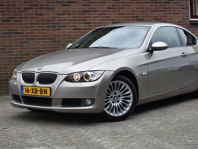 BMW 3-serie Coupé 325i High Executive '07 Xenon Clima Navi Cruise Inruil mogelijk NAP NL Auto