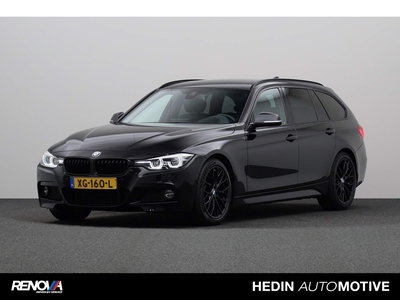 BMW 3-SERIE Touring 320i M Sport Edition | Achteruitrijcamera | Extra getint glas achter | Elektrisch verwarmde voorstoelen | BMW Head-Up Display | DAB-tuner | HiFi System | Comfort telefoonvoorbereiding met draadloze oplaadmogelijk