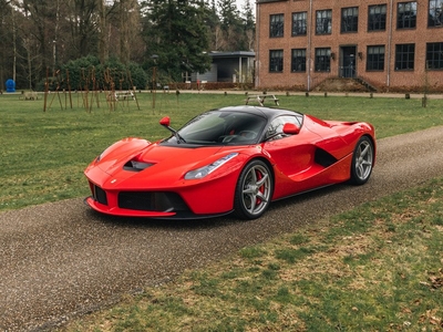 Ferrari LaFerrari 6.3 V12 Rosso Scuderia, new service, 24 month warranty, 2nd owner