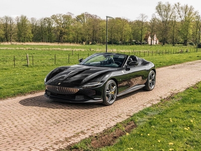 Ferrari Roma Spider 3.9 V8 Carbon, Side display, JBL, ADAS