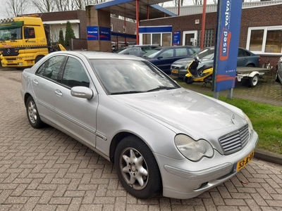 Mercedes-Benz C-Klasse C200 KOMPRESSOR ELEGANCE (bj 2002)