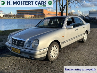 Mercedes-Benz E-Klasse 300 D Avantgarde * NIEUWE APK * AIRCO * DISCOUNT COLLECTIE *