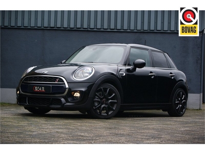 MINI Mini 1.5 136PK Cooper 5Drs Navi/PDC/Stoelverwarming/Clima