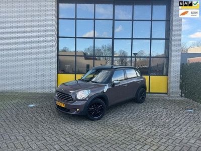 Mini Mini Countryman 1.6 Black night Airco, LMV