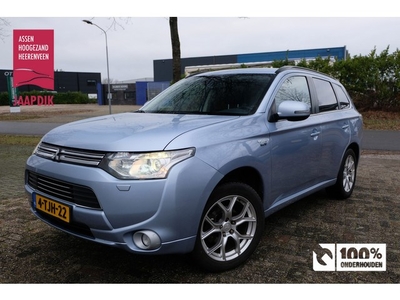 Mitsubishi Outlander BWJ 2014 2.0 122 PK PHEV Instyle+