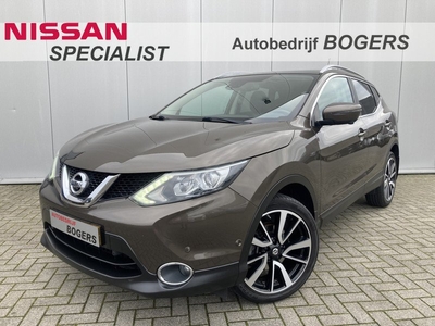 Nissan QASHQAI 1.6 DIG-T 163 Pk Tekna Glass Roof Lederen bekleding, Navi, Trekhaak