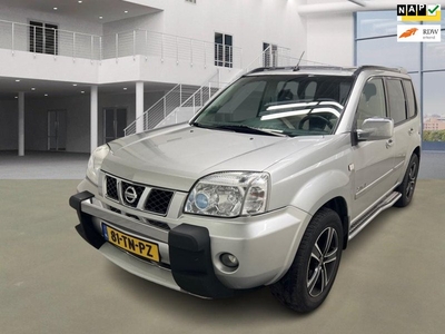 Nissan X-Trail 2.0 Columbia Style 2wd/PANO/NAVI/TREKHAAK/BLUETHOOT