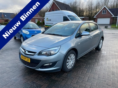 OPEL ASTRA 1.4 Berlin | Airco | Trekhaak | 81118 km!! | RIJKLAARPRIJS INCL 12 MAANDEN GARANTIE EN BEURT