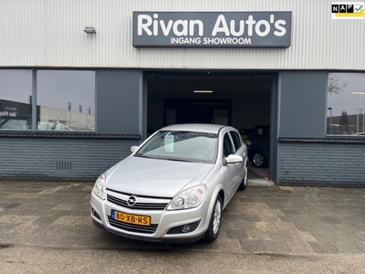 Opel Astra 1.6 TEMPTATION