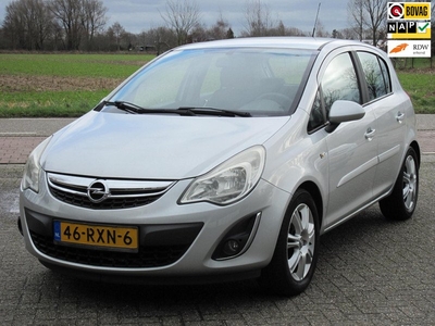 Opel Corsa 1.2-16V Edition AUTOMAAT