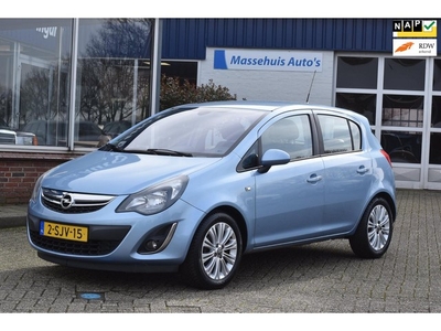 Opel Corsa 1.2i 16V Cosmo 103dkm Navi Clima Cruise