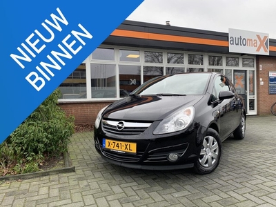 Opel Corsa 1.4-16V Cosmo Goed onderhouden!