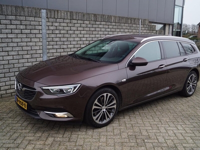 Opel Insignia Sports Tourer 1.5 Turbo Business Executive Autom 165PK Leder Navi Camera Clima 2x PDC Adaptieve Cruise LMV ENZ .