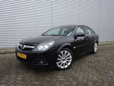 Opel Vectra GTS 1.8-16V Business Navi / Trekhaak / Climate