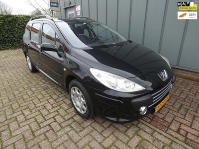 Peugeot 307 Break 1.6 HDiF Premium NAP//AIRCO//NAVI//TREKHAAK//ELEC.RAMEN//