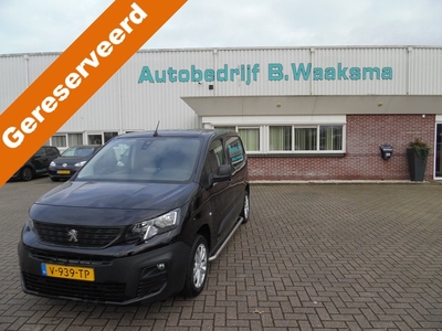 Peugeot Partner 1.6 BlueHDI Premium auto word nog mee gereden