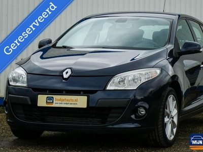 Renault Megane 1.6 Celsium - LEES ADVERTENTIE