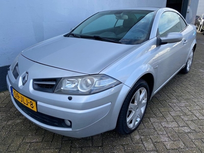 Renault Mégane Coupé-Cabriolet 2.0-16V Tech Line - Panorama Dak