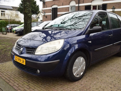 Renault Scénic 1.6-16V Privilège Comfort