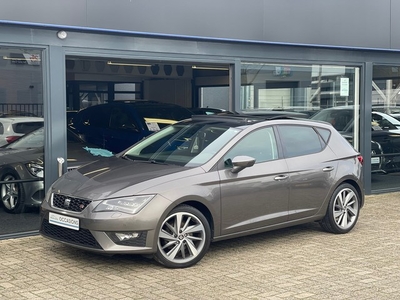 SEAT Leon 1.4 TSI FR PANO/STOELVERWM/CRUISE/LED/NAVI/PDC/VOL