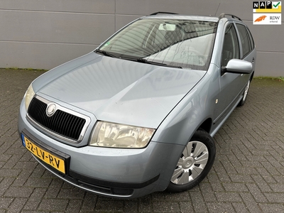 SKODA FABIA Combi 1.4-16V Comfort*Automaat*APK*NAP*ELKT-RAAM*CRUISE*PAN0-DAK