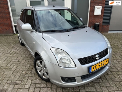 SUZUKI SWIFT 1.3 Comfort / Airco / Keyless / LM