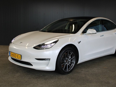 Tesla Model 3 Long Range 75 kWh - € 17.950,- NETTO! - FSD Autopilot - Pano - Camera - Leder