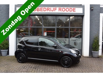 Toyota Aygo 1.0-12V Comfort BLACKLINE ,AIRCO,APK !! ''2e