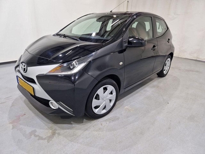 Toyota Aygo 1.0 VVT-i 5 Drs X-play 51Kw Navi Airco