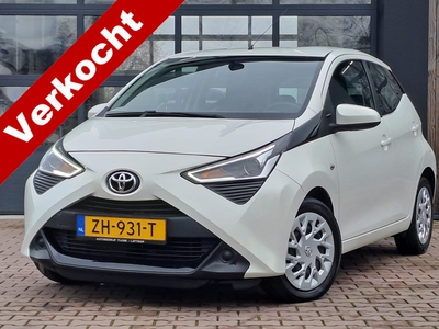 TOYOTA AYGO 1.0 VVT-i X-play Limited | Airco | Apple Carplay | Camera