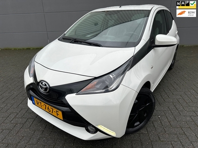 TOYOTA AYGO 1.0 VVT-i x-play*APK*NAP*AIRCO*ELKT-RAAM*NAVI*CAMERA