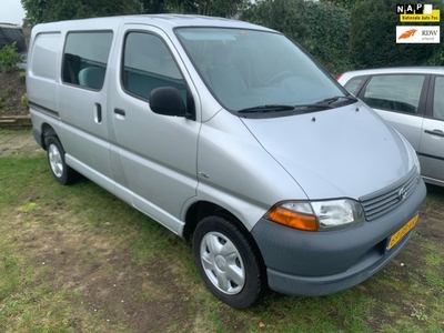 Toyota HiAce 2.5 D4-D *AIRCO* DUBBEL CABINE*APK NIEUW